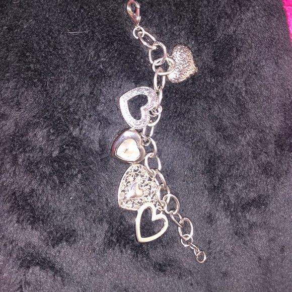 Vintage looking long 2-1/2 inch earrings silvertone - Picture 3 of 3